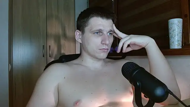 Вебкам-шоу Poliglotjoe1