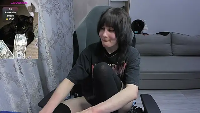MistyDark élő XXX-chatje