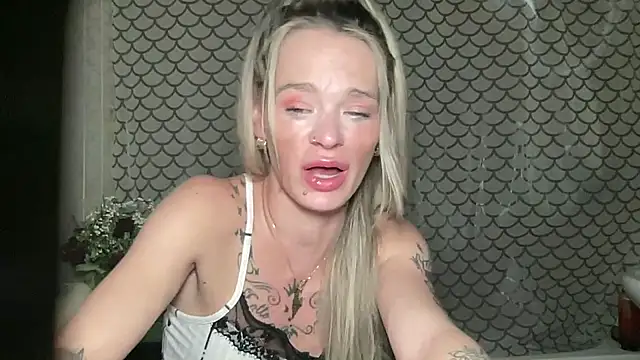 vinique99 Live XXX-Chat