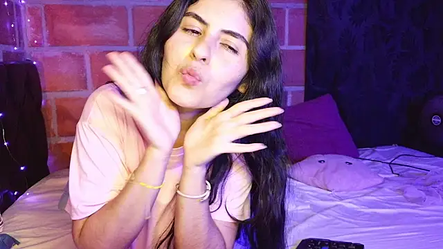Nathacha live XXX chat