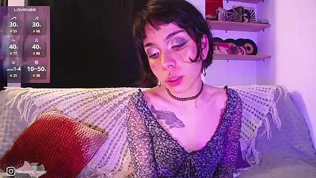 dark__nymph Chat XXX in diretta