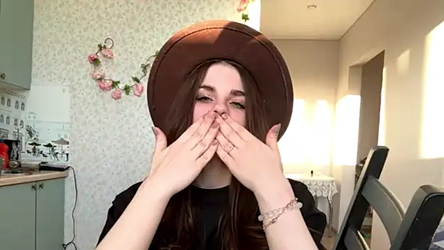 JeniceSourwine Chat XXX in diretta
