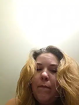 LacyLaurent Chat XXX in diretta