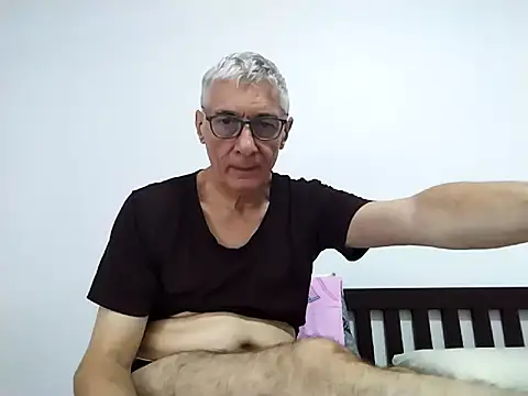 Živý XXX chat BIGUNCUTHARDCOCK