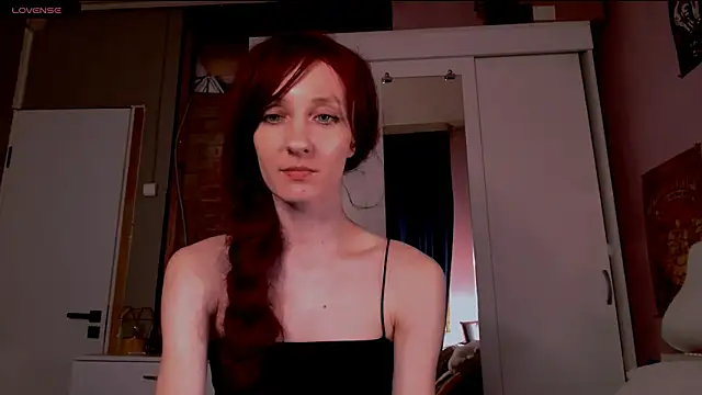 bzzz_bzzz Adlı Modelin Canlı XXX Sohbeti