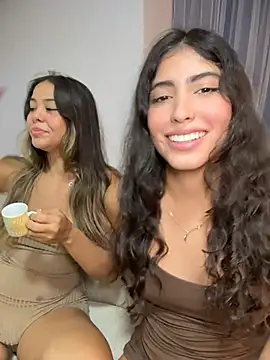 Chat +18 de tuckersabrina ao vivo