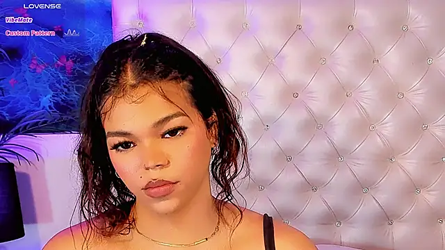 Keira_Fox31's Webcam Show