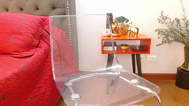 Valentina-Ferrer Live XXX-chat