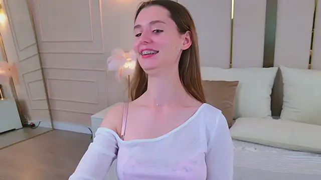 MarybethSnow Show in webcam