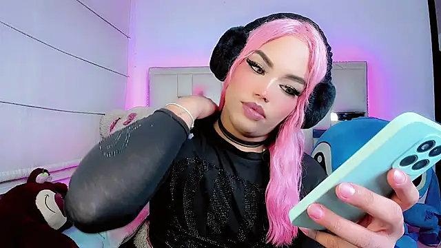 Pokazy przed kamerką – Alannys_xHotx