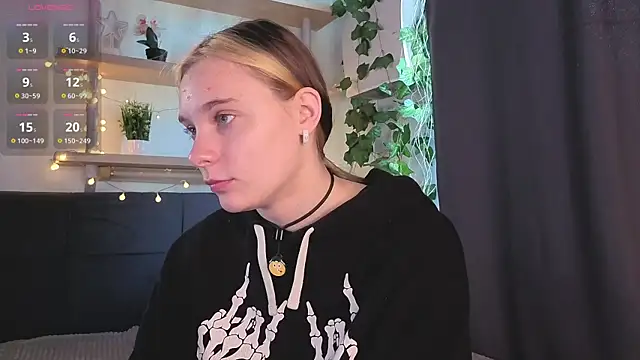 NaokoStifel – Naživo XXX chat