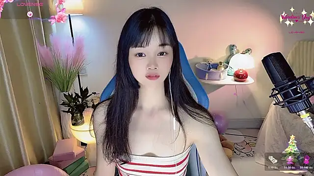 Luoluo-520 Webcam show