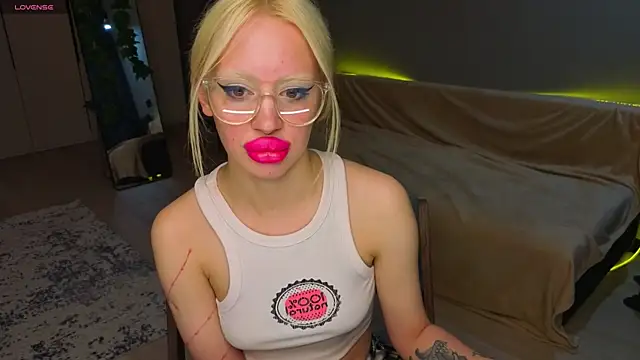 Luna_Beverly live XXX chat
