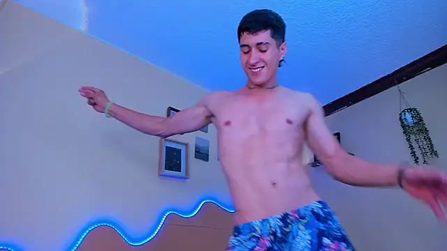 Chat XXX en directo de Dark_Valentino_