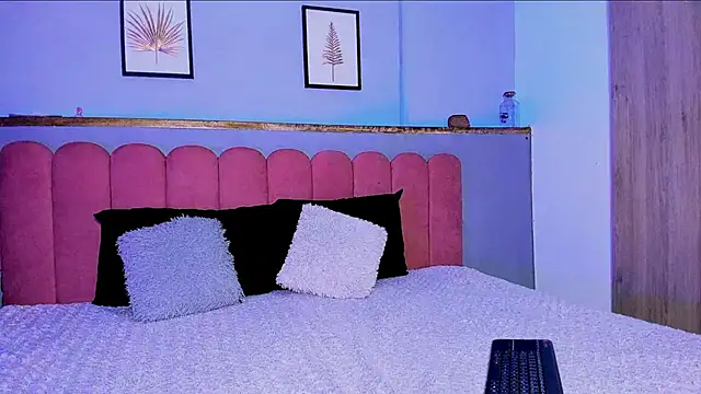 Živý XXX chat MidnightSinners