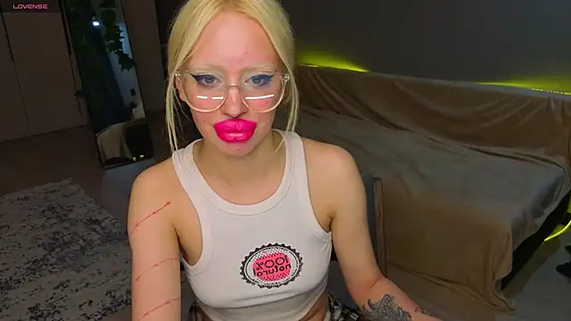دردشة Luna_Beverly الجنسية المباشرة