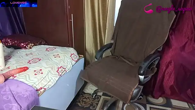 Angel_sapna Adlı Modelin Canlı XXX Sohbeti