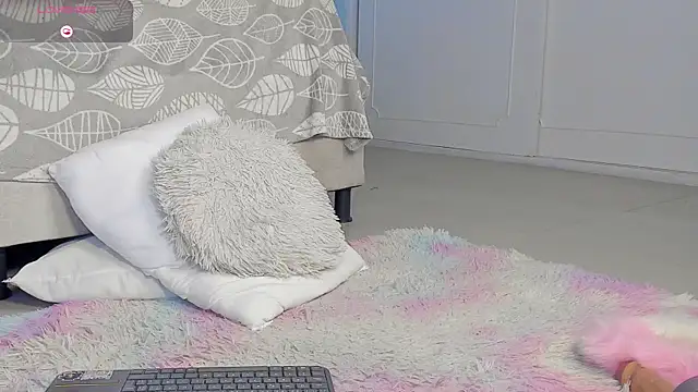 Chat +18 de alice_guzman1 ao vivo