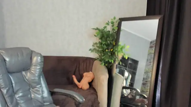 XXX chat uživo modela Spoty_Kate_