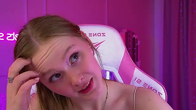 AgataFoxley লাইভ XXX চ্যাট