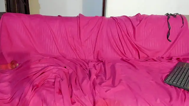 Nikki__uwu 现场XXX聊天
