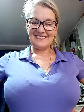 XXX chat uživo modela irinamaux