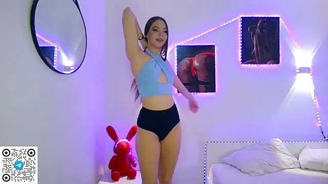 Miafiora's Live XXX Chat