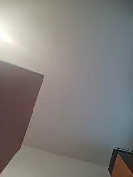 Show modela MishikoriXXX na web-kameri