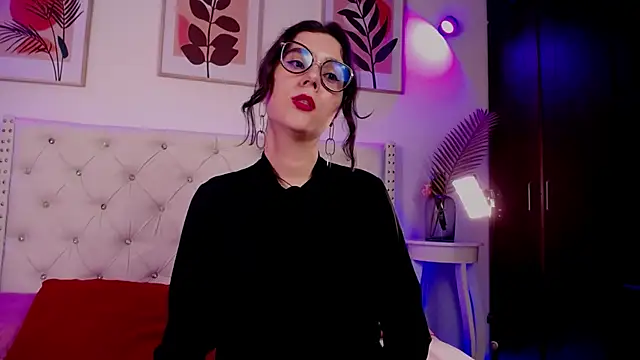 Chat +18 de Barbie_Goddess ao vivo