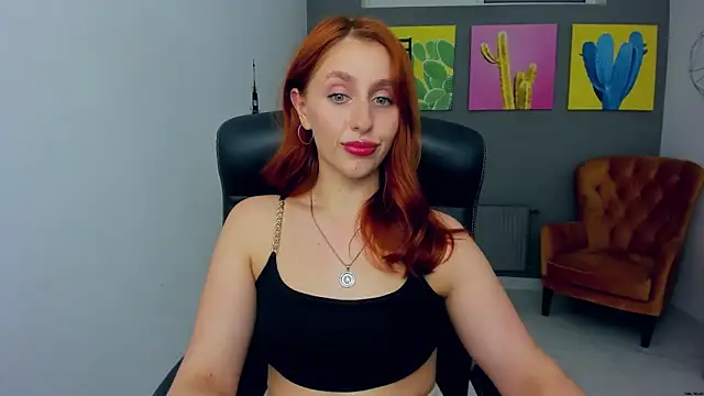 ZoeBurton Show in webcam