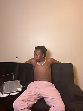 YourLittleBoyfriend's Webcam Show