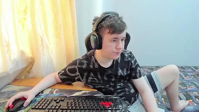iliaskrislove's Webcam Show