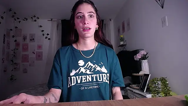 IsaBaileys_n Live XXX chat
