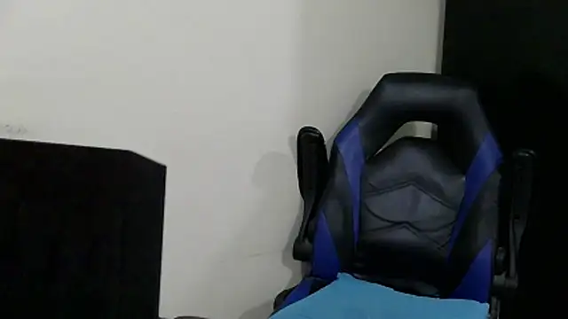 Darkkras Live XXX Chat