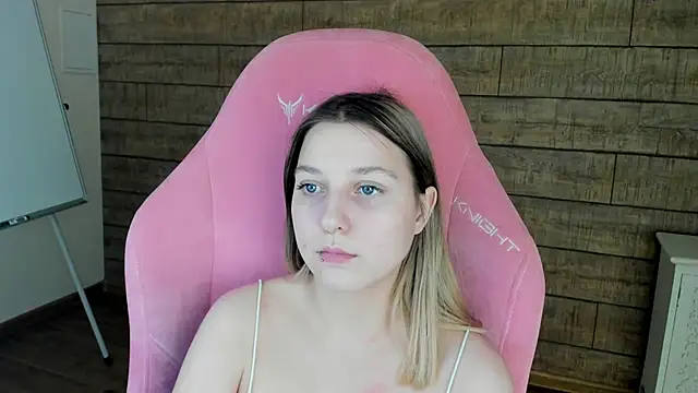 XXX chat uživo modela TinnaBurton