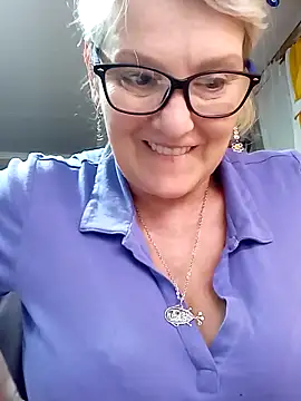 irinamaux's Live XXX Chat