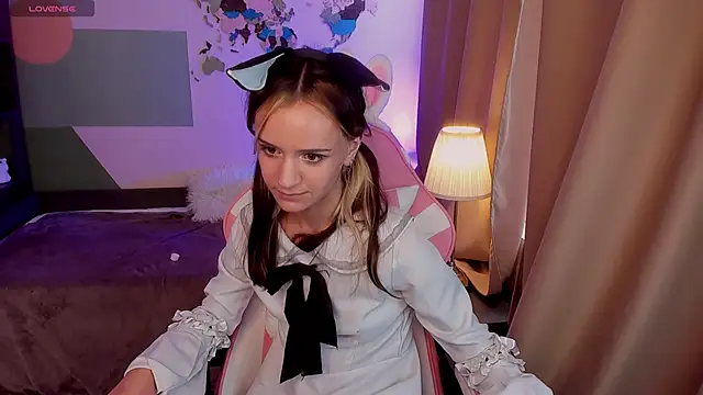 AgataSilk webcam show