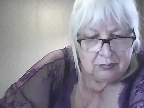 Chat +18 de Alexia64231 ao vivo