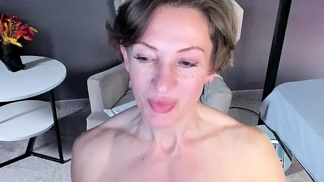 Dorothy_Meyer live XXX chat
