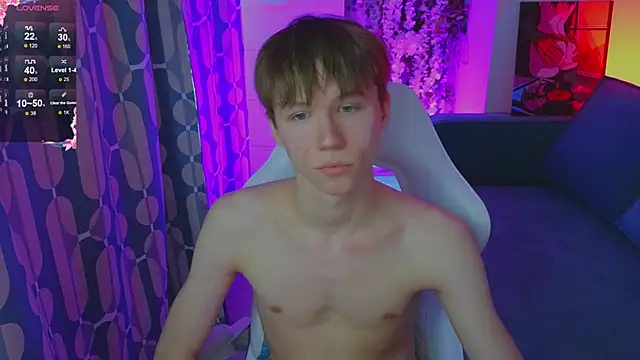 cuMte_boy webcam show