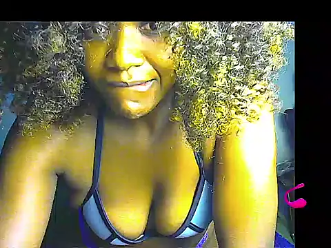 Chat +18 de lilylovexx ao vivo