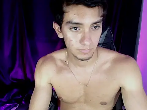 dante_18cm_ webkamerás műsora