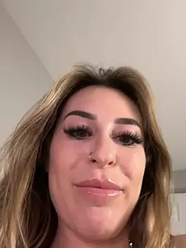 Chatroom XXX en direct de laurenlotus