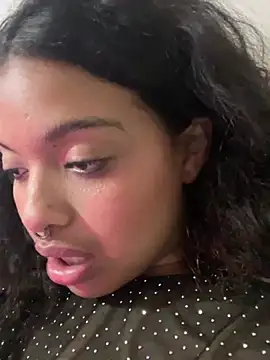 Pokazy przed kamerką – MIAHREINS