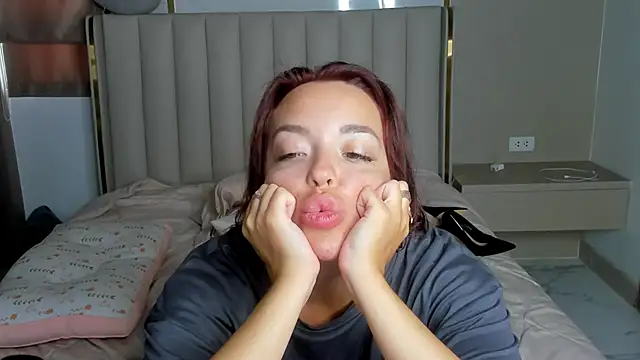 stellaa_quenn Obrolan Langsung XXX