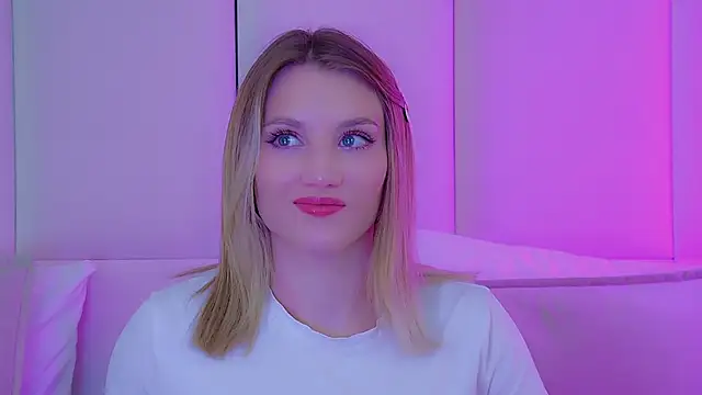StacyEvances' Live XXX Chat