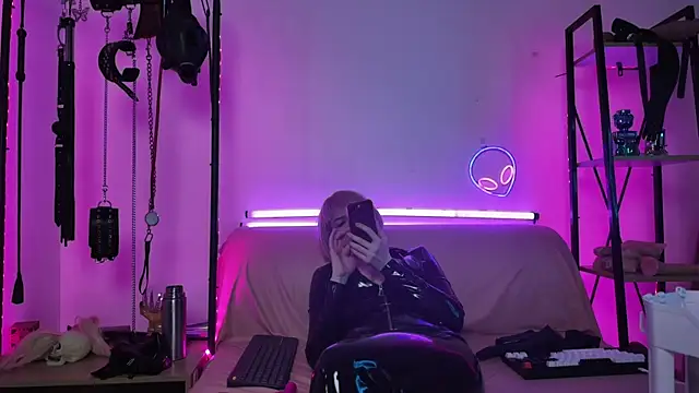 CyberXGoddessのライブXXXチャット