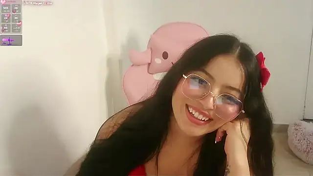 AbrilVelastegui7 Adlı Modelin Canlı XXX Sohbeti