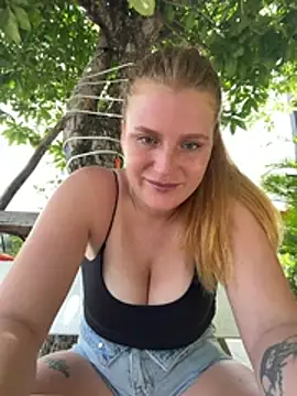 Carammelstorm's Live XXX Chat