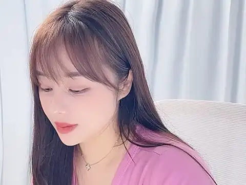 Qingqing19 Chat XXX in diretta